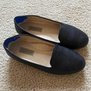 Mistook Black Leather Loafers size 6.5